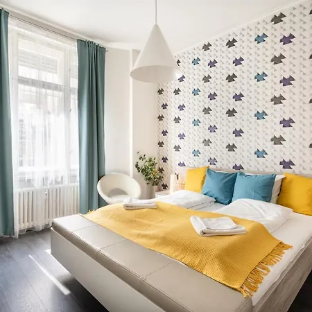 Bpr Lavish Suite In Budapest Downtown Exterior foto
